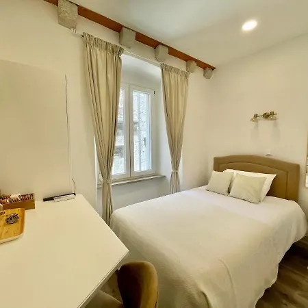 Ida Old Town Guest house 3*