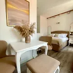 Ida Old Town בית הארחה 3*