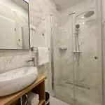 Ida Old Town בית הארחה 3*