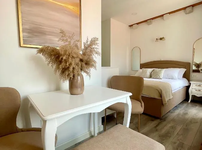 Ida Old Town Pensionat 3*